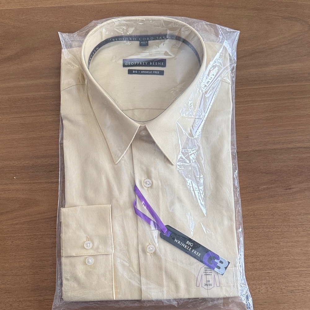 Geoffrey Beene Men's Soft Yellow Dress Shirt